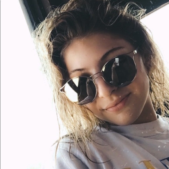 carolineschoenf